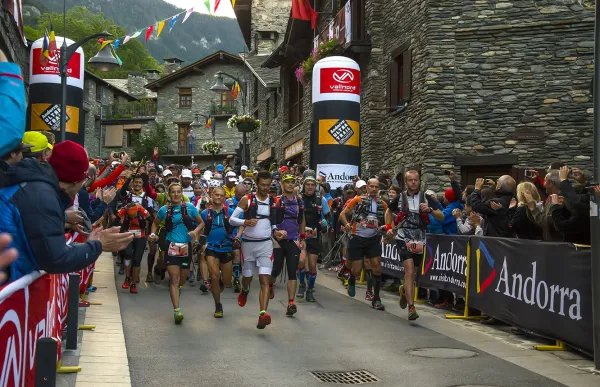 150590_sortida-ronda-dels-cims_1174092763_6077140_1332x886