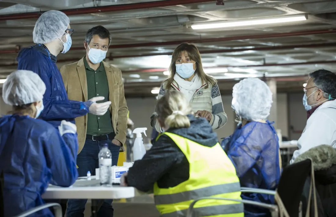 Els cònsols a l'Stop Lab d'Andorra la Vella.