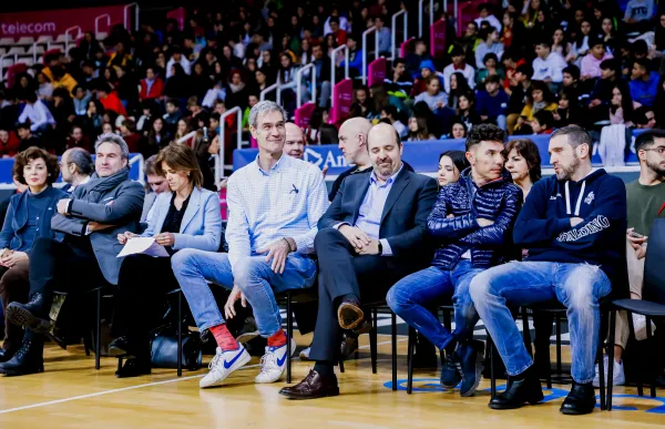 49609005301_73f25f864e_o_1