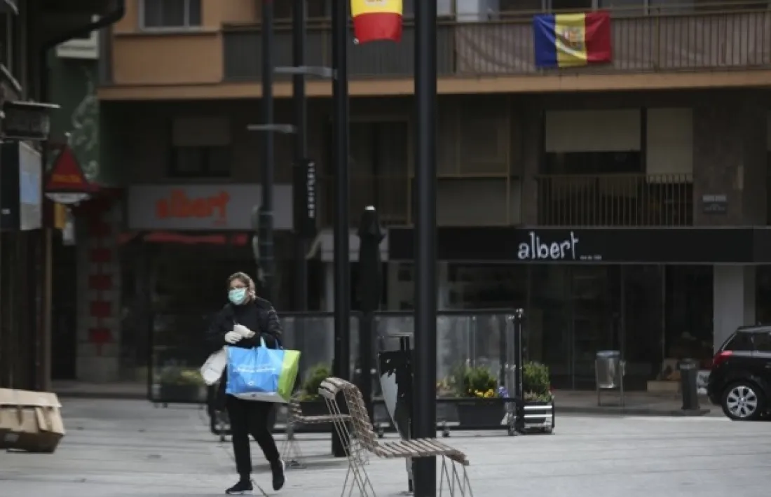 A diferència de la mascareta, que segons el model podria haver ajudat a rebaixar en un 60% els contagis per Covid-19, la hidroxicloroquina sembla que ha resultat innocua i en alguns casos, fins i tot contraproduent.