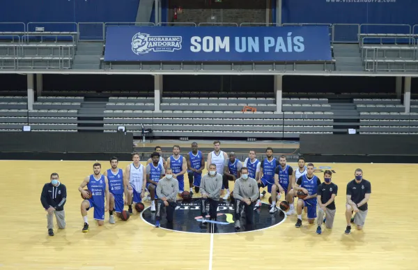 p._22_baix_racisme_morabanc