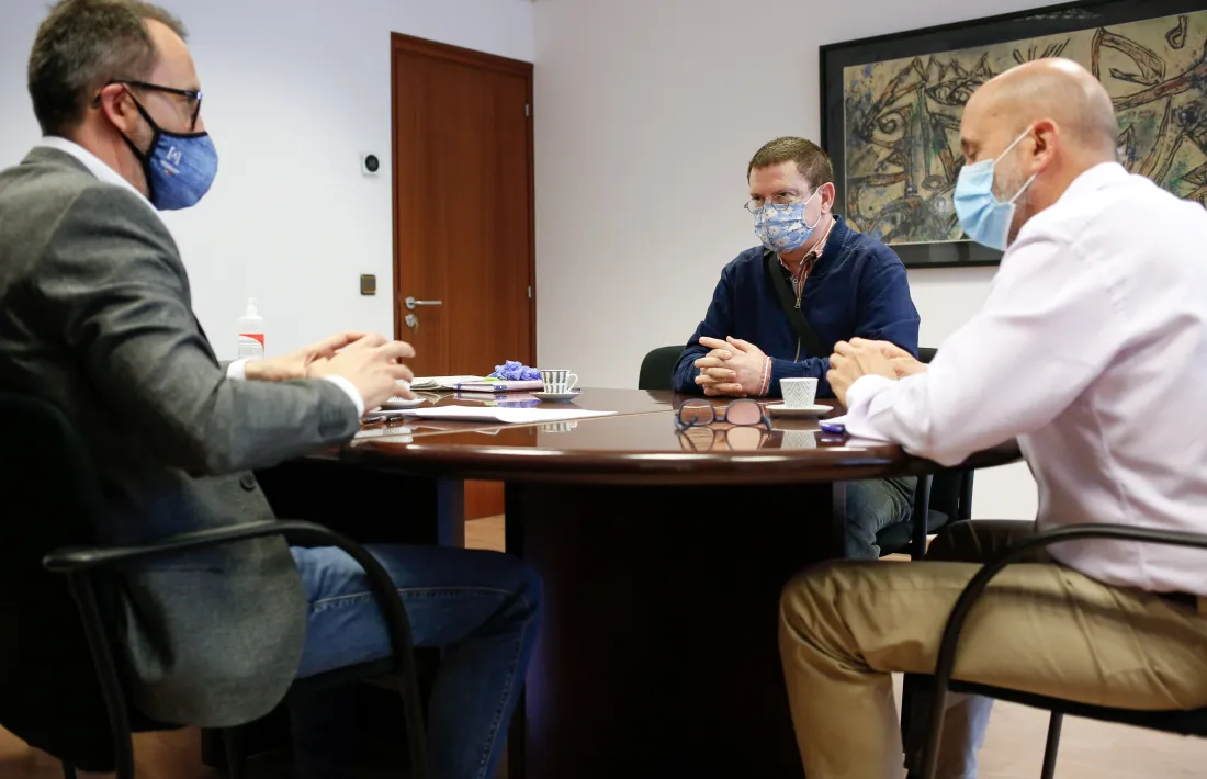 Un moment de la trobada de Filloy i Martínez Benazet amb Zapatero.