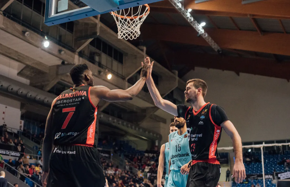 El BC MoraBanc fa oficial el fitxatge de 'Tunde' Olumuyiwa