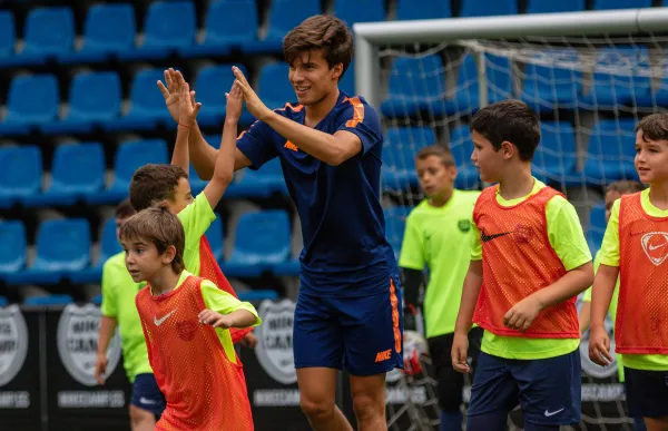 nc19_futbol_08_07_riquipuig_ag_3