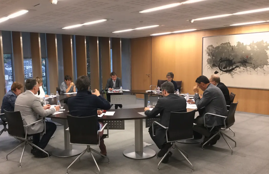 Una reunió anterior de la junta de presidents.