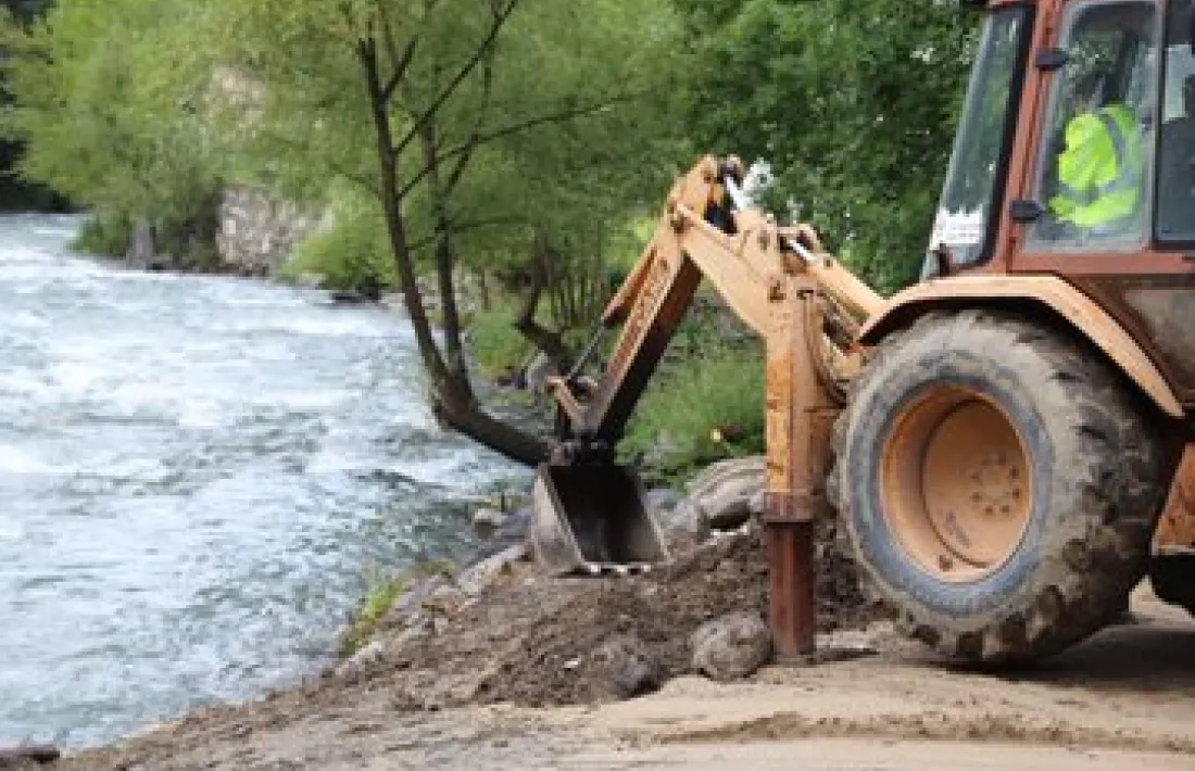 Treballs de trasllat de la sorra.