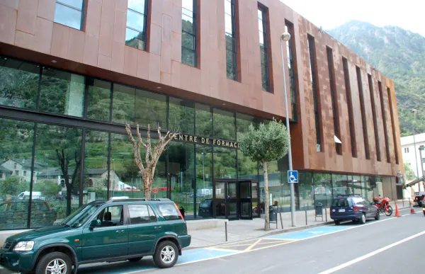 151011_centre-formacio-professional-daixovall-ana_1720638091_36464240_1329x886