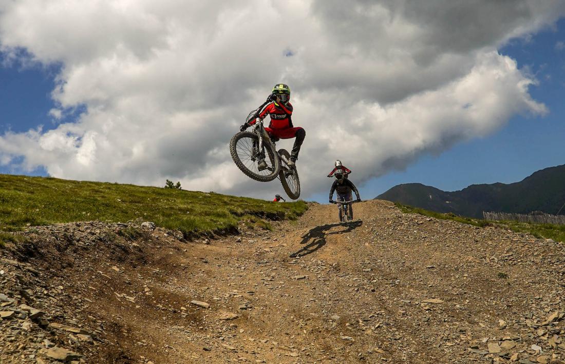 'Bikers' als circuits de Pal Arinsal.
