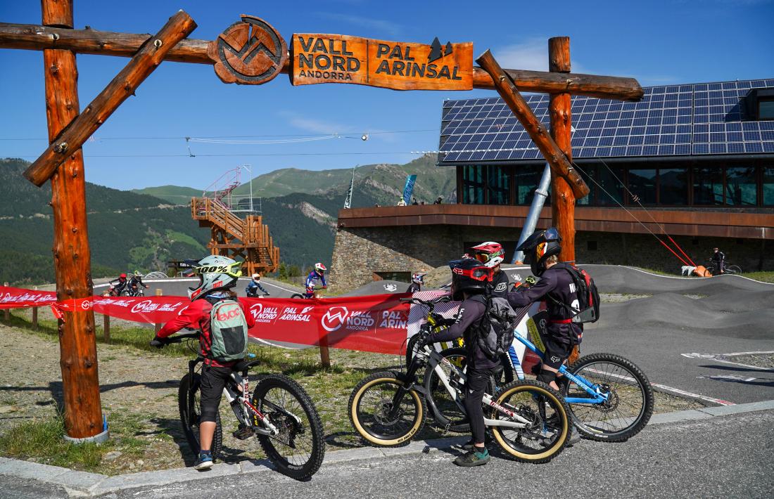'Bikers' a les instal·lacions de Pal Arinsal.