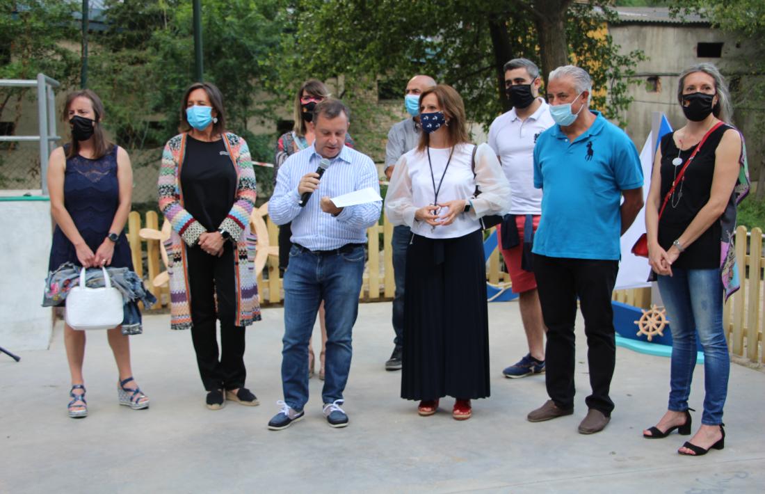 Els cònsols i consellers de comú durant la inauguració de la Cala laurediana.
