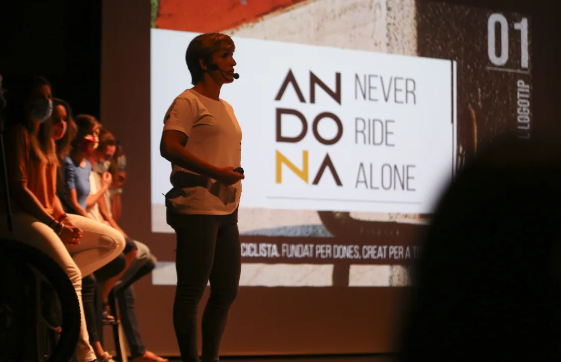 Un moment de la presentació d’Andona ahir al teatre de Les Fontetes de la Massana.
