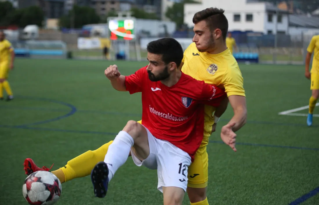  L’Inter Club Escaldes va perdre contra la UE Santa Coloma i juga amb foc.