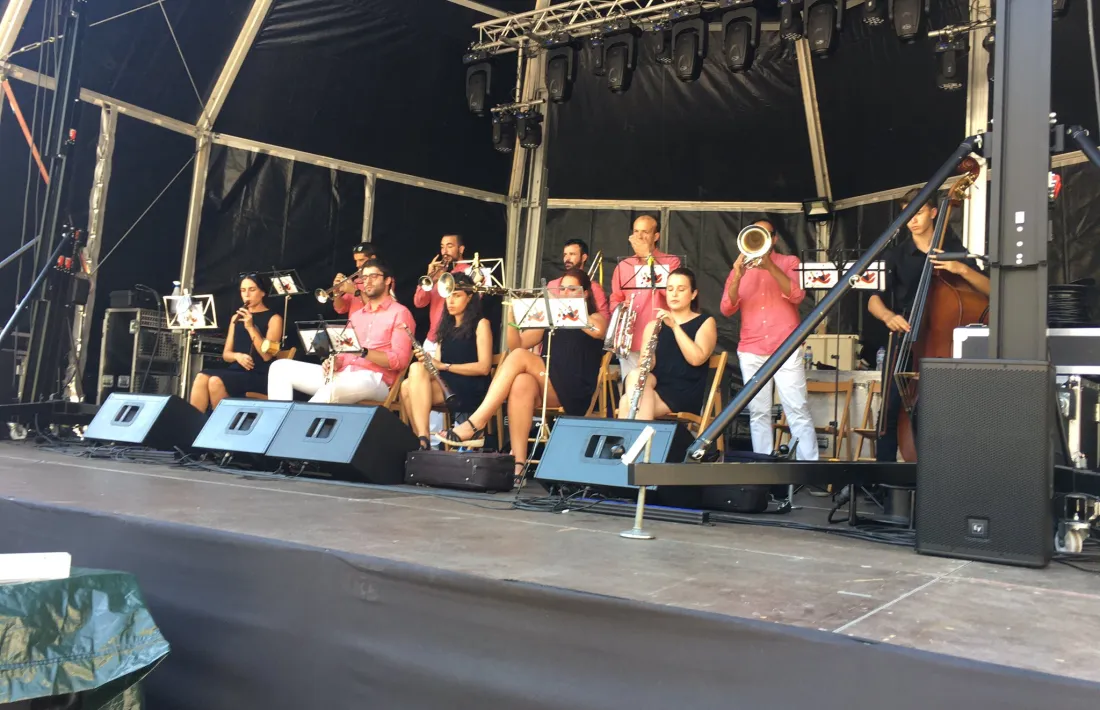  La Cobla Vents de Riella va protagonitzar ahir la missa solemne i les sardanes.