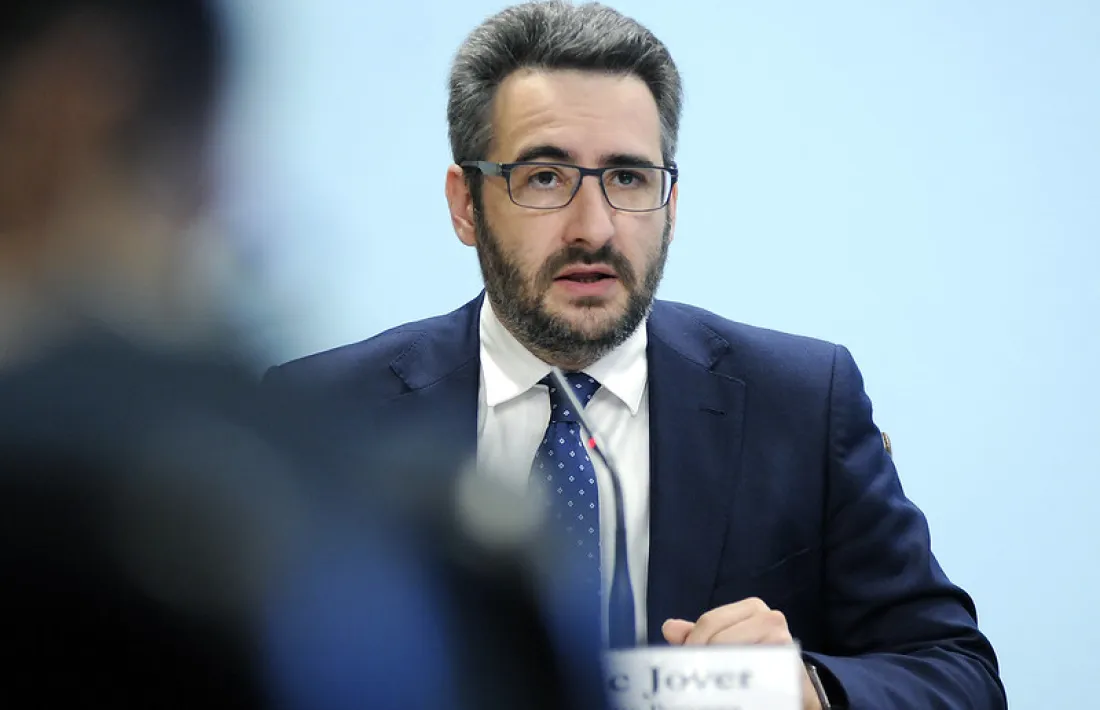 El ministre de Finances i Portaveu. 