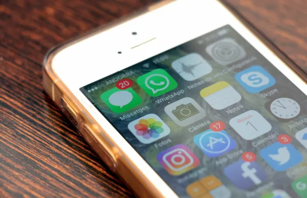 151465_creixen-serveis-telefonia-mobil-arxiu_2350575186_67646850_1500x1000