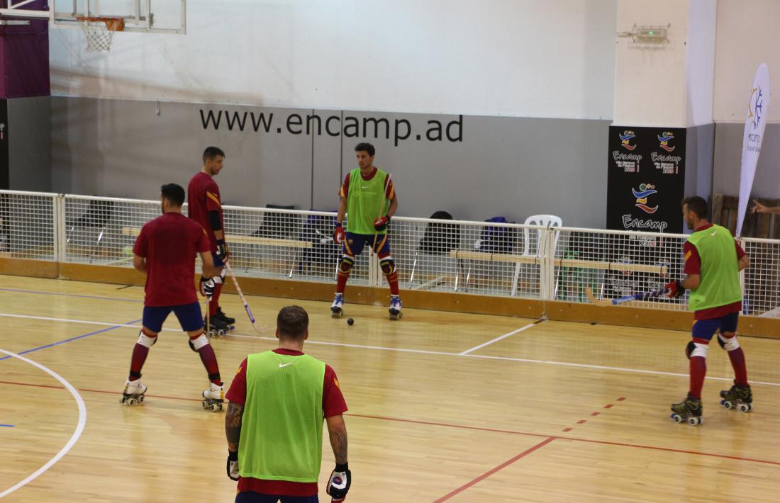Els d'Edu Castro en el primer entrenament al Complex esportiu d'Encamp.