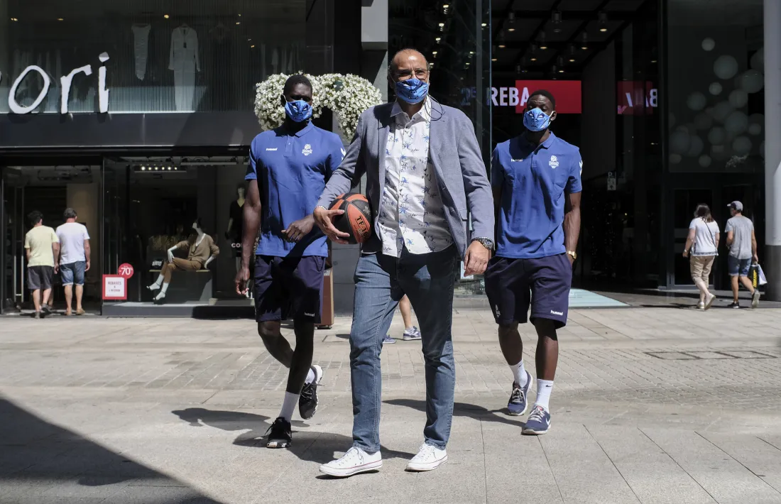 El BC MoraBanc Andorra va presentar ahir Malik Dime i Babatunde Olumujywa.