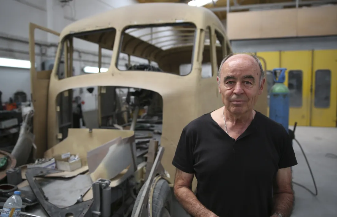 Benet, al taller amb el Fargo.