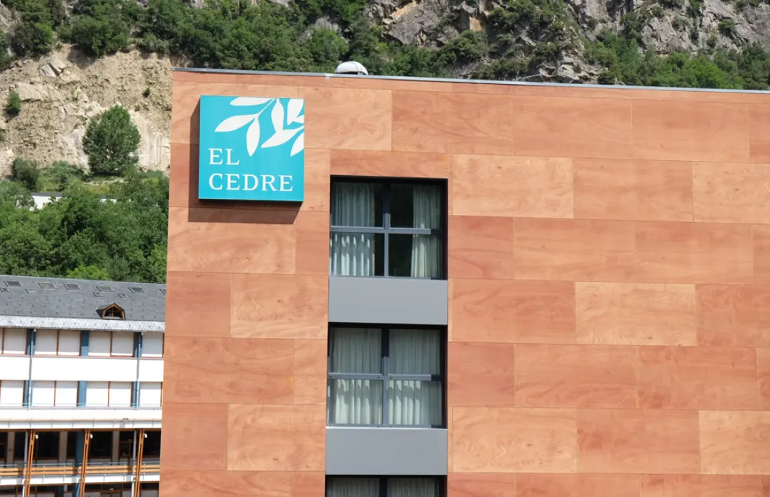 El centre sociosanitari el Cedre.