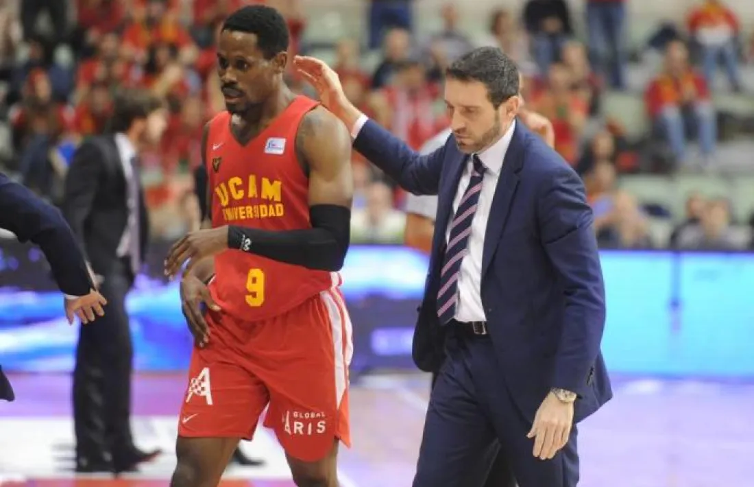 Charlon Kloof i Ibon Navarro tornaran a coincidir, però aquesta vegada al MoraBanc.