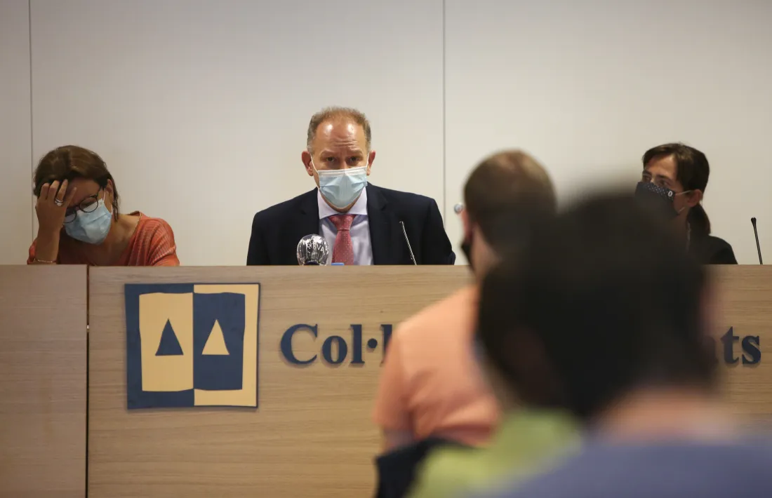 Un moment de la roda de premsa, ahir la seu del Col·legi d’Advocats.