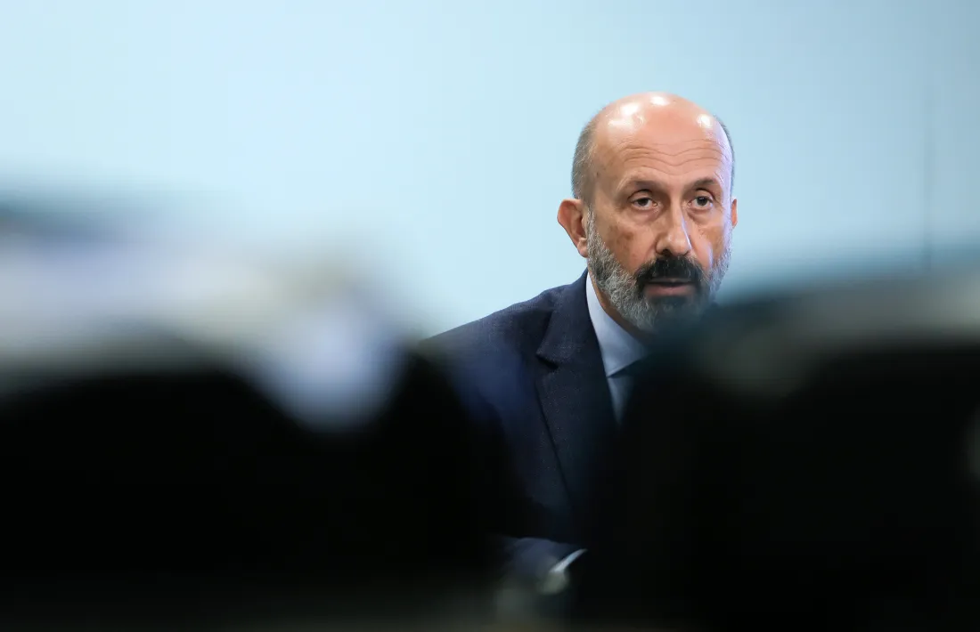 El ministre Joan Martínez Benazet en la roda de premsa d’ahir a la tarda.