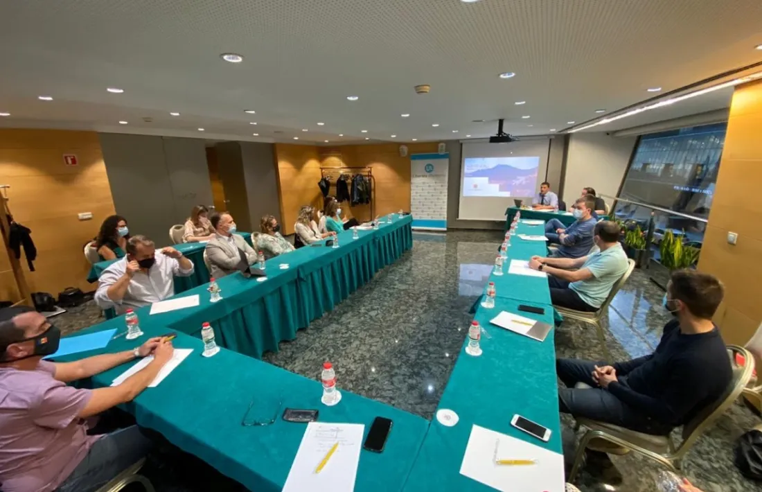 Un moment de l’executiva de L’A d’ahir. 