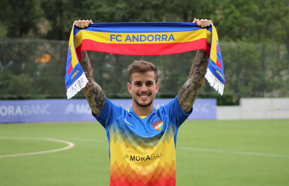 Isma Cerro ja llueix la tricolor.   Foto: FC Andorra