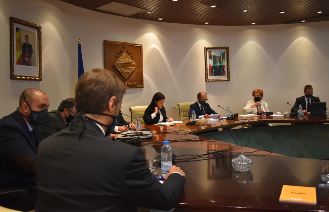  Un moment de la curta sessió celebrada aquesta la tarda. 