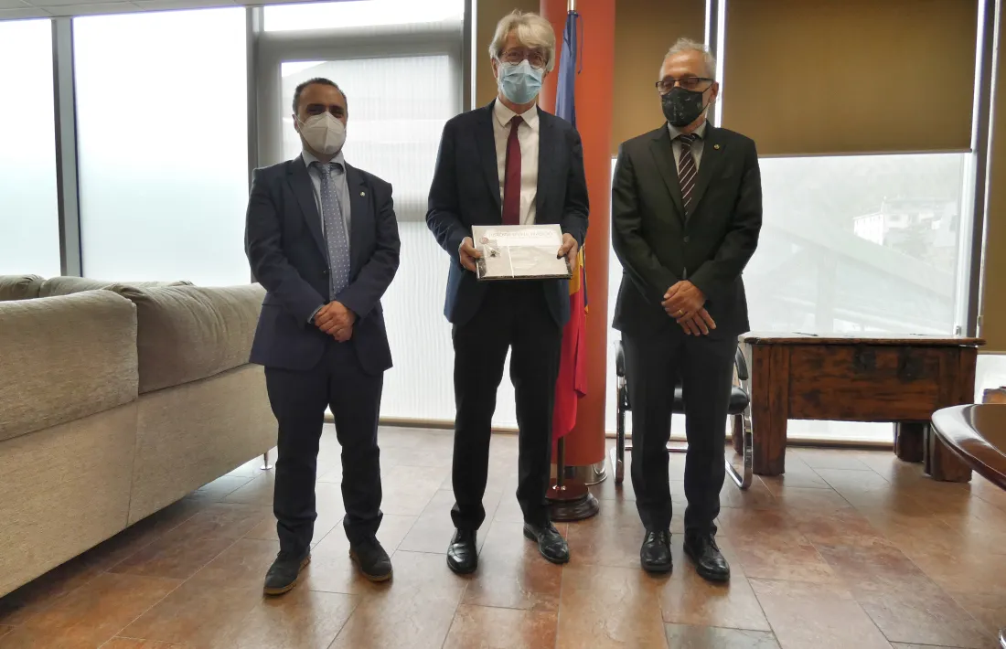 Tribolet amb els cònsols de Canillo.