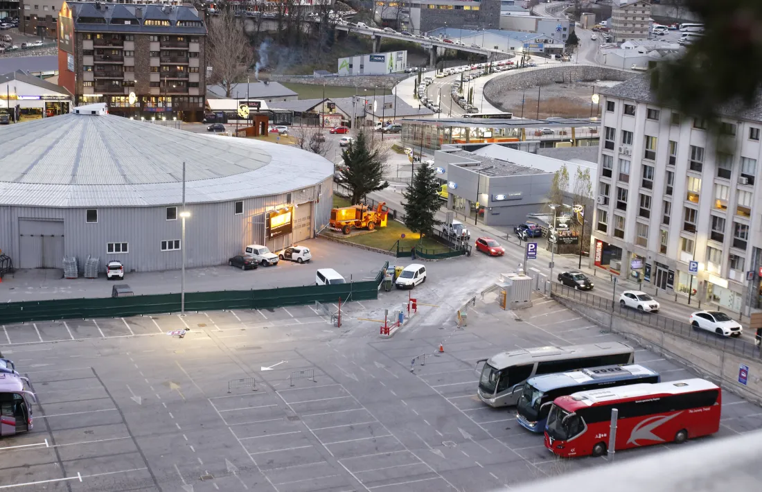 La parcel·la on hi ha ubicada l’antiga base del COEX.