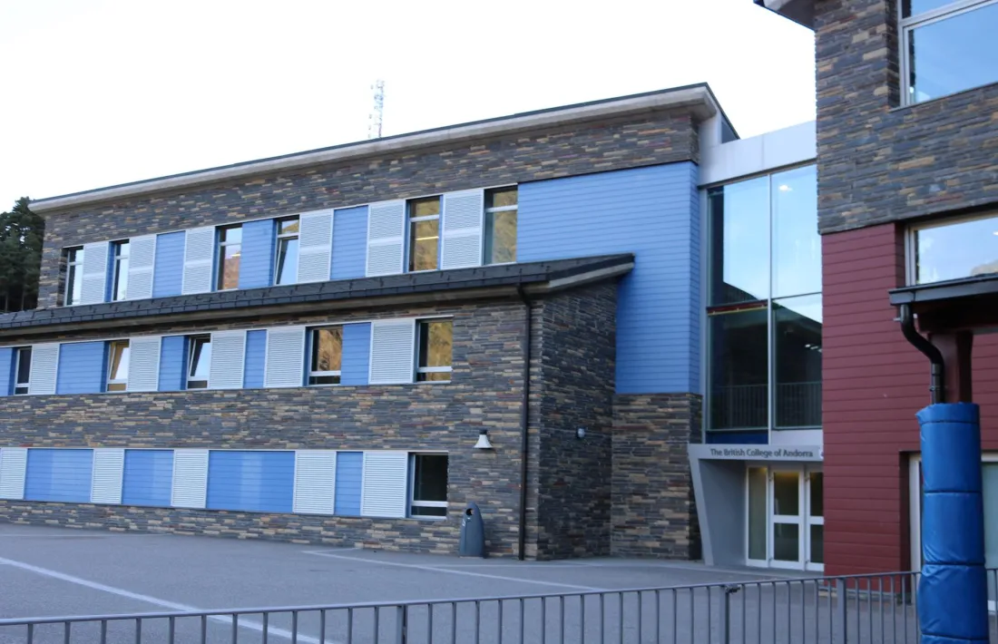 Les instal·lacions comunals que actualment ocupa el British College.