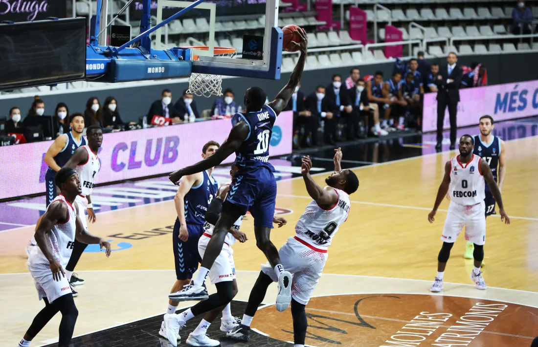 El pivot senegalès Malik Dime està sent dels més destacats dels fitxatges arribats aquest curs al BC MoraBanc. Foto: Facundo Santana