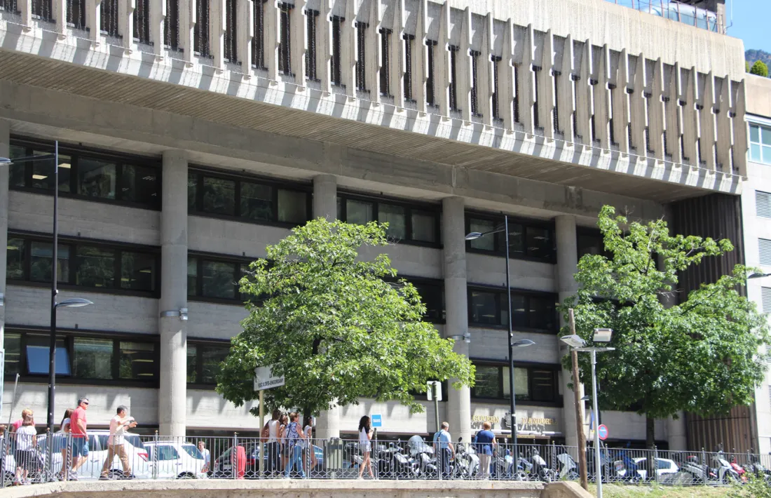 L'edifici administratiu del Govern.