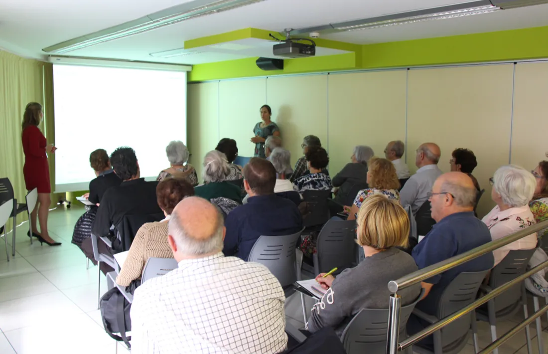 Un taller a L'espai de la Fundació Crèdit Andorrà.