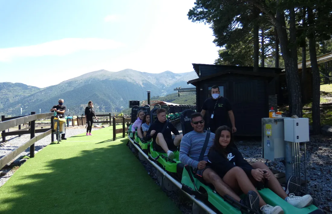 Visitants a les instal·lacions de Naturlandia aquest estiu