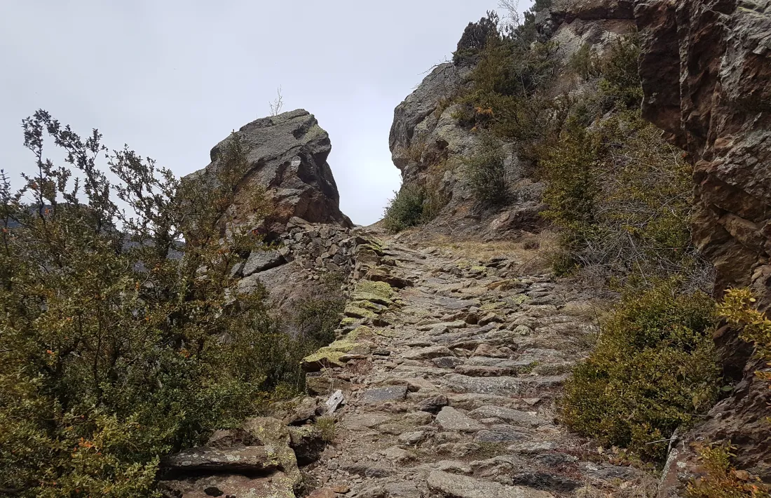 El camí d’Auvinyà a Aixirivall, una de les joies de la xarxa de camins històrics i tradicionals.
