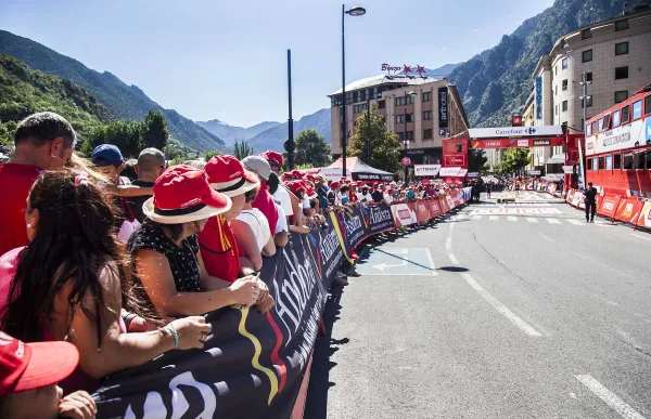 p._28_vuelta_cilcista_-_tony_lara_comu_alv