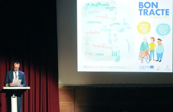 p._12_3_conferencia_bon_tracte_a_les_persones_grans_-_sfga_j_a_viladot_0