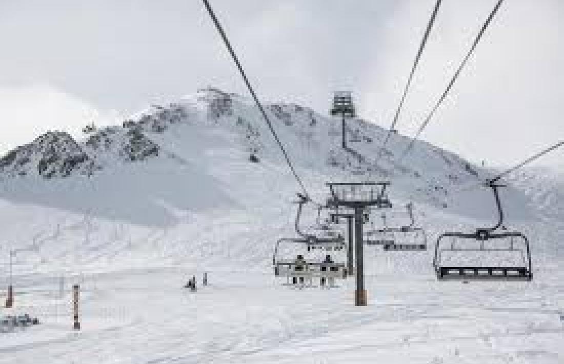 Una estació d'esquí.