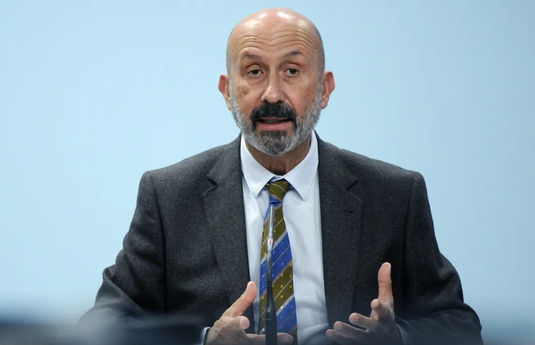 El ministre de Salut, Joan Martínez Benazet, en la compareixença d'aquesta tarda.