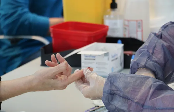 152407_punxada-necessaria-anticossos-ec-ana_2447165419_71602602_1500x1000