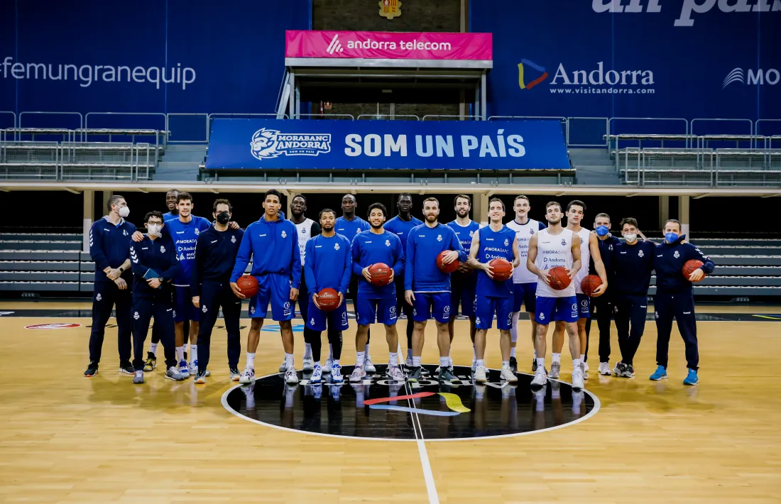 El BC MoraBanc va tornar a entrenar en grup, ahir al Poliesportiu d’Andorra. Foto: Martin Imatge