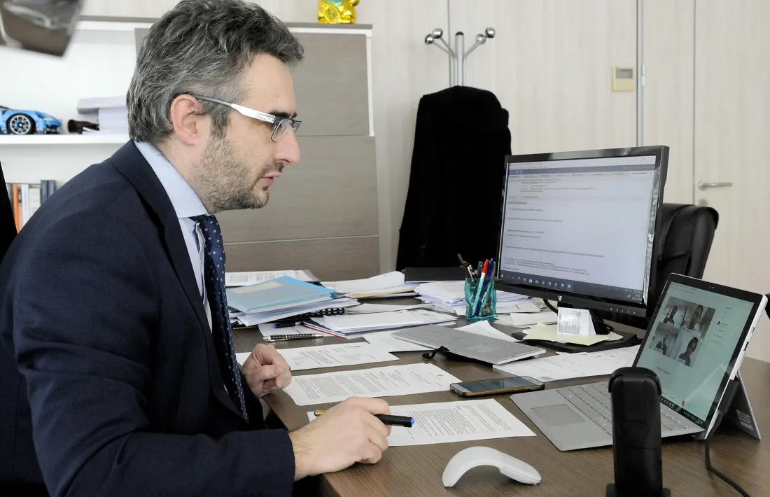 El ministre de Finances, Eric Jover, durant la reunió amb el seu homòleg holandès, Wopke Hoekstra.