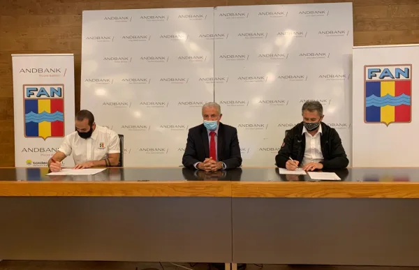 p._29_hocine_haciane_renova