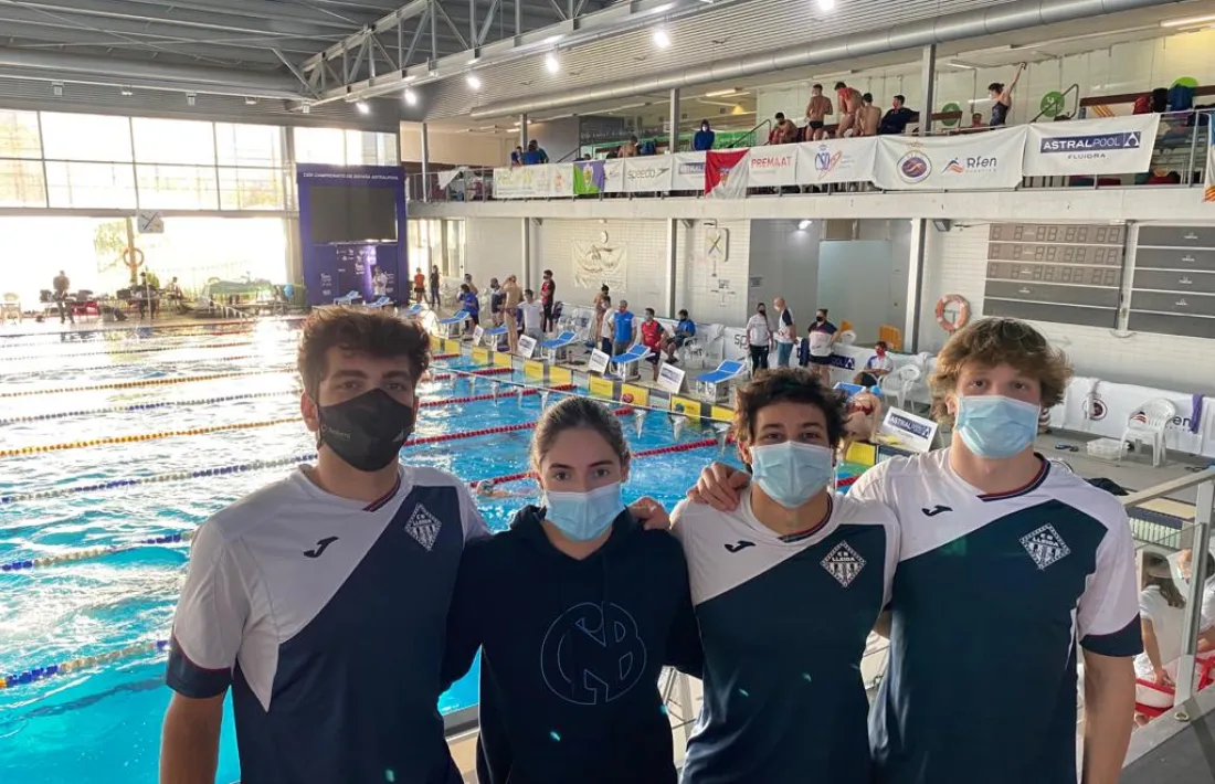 Els germans Lomero, Bernat i Tomàs, Patrick Pelegrina i Nàdia Tudó, a Castelló. Foto: FAN