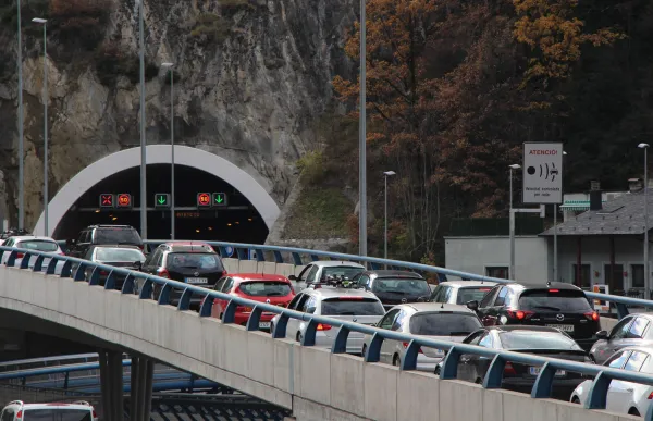 143885_cues-julia-loria-arxiu-ana_1777032442_40146150_1500x1000_0