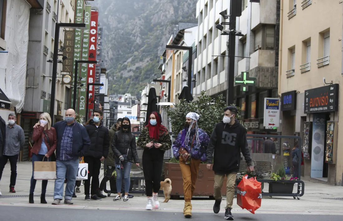 El 79% dels visitants asseguren que van venir al país per les compres.