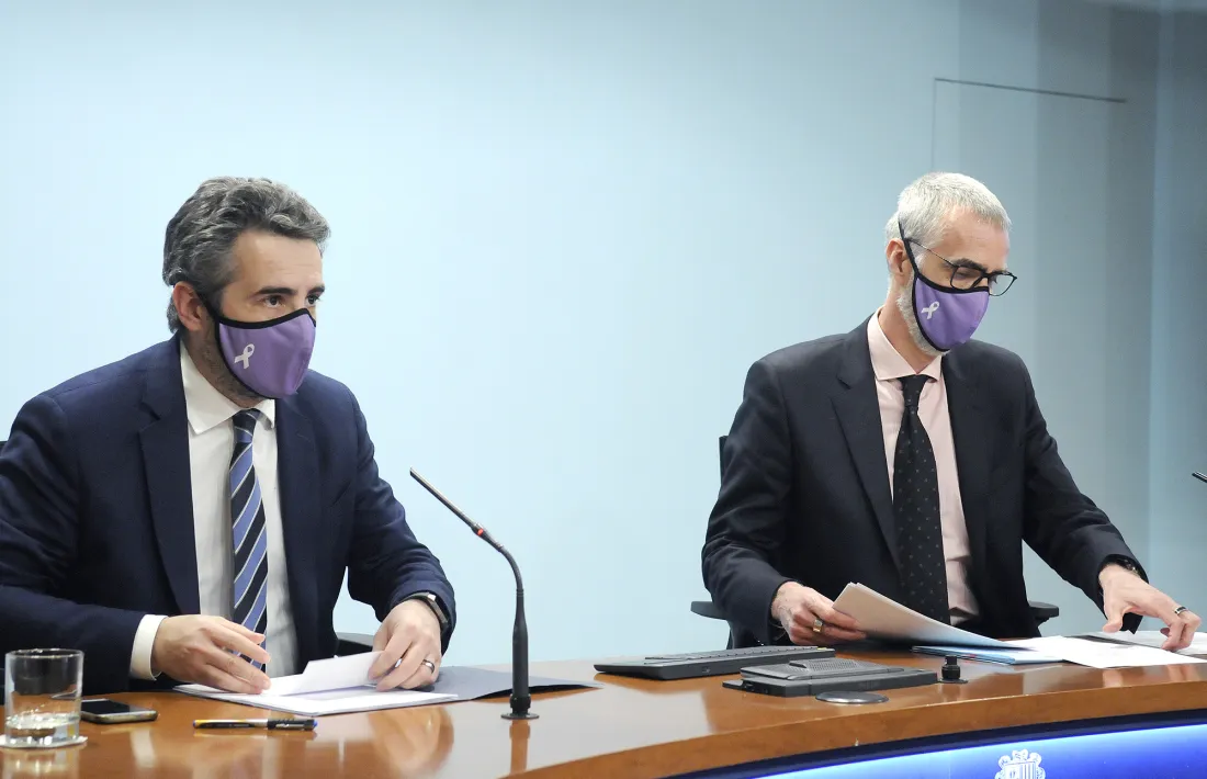 El ministre portaveu, Eric Jover, i el secretari d’Estat d’Economia, Èric Bartolomé, en la compareixença d’aquest dimecres.