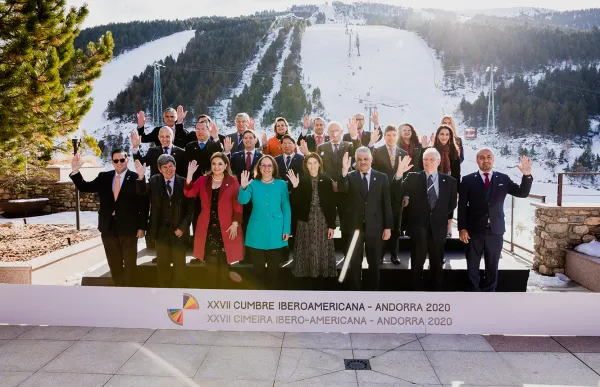 152603_148955_familia